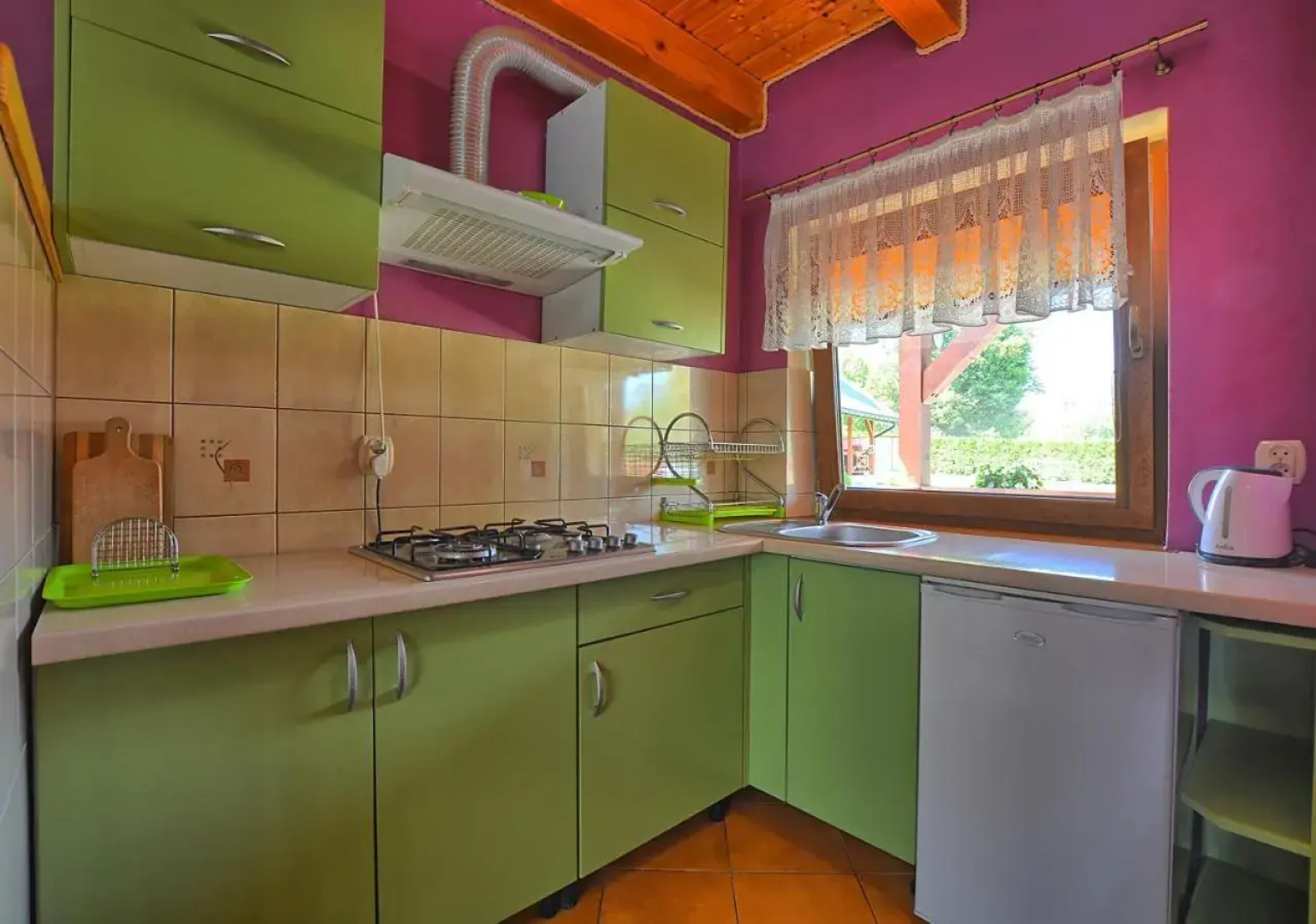 Całoroczne domki apartamentowe "Pod lipą" Izabela Konopelska