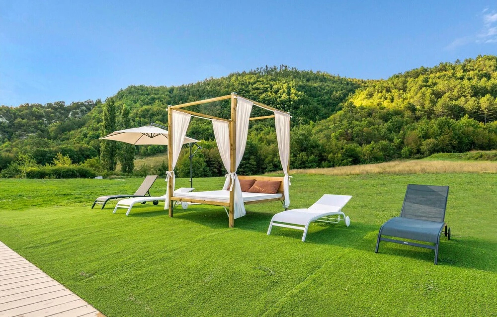 Beautiful Home in Piobbico With Wifi, 3 Bedrooms and Outdoor Swimming Pool