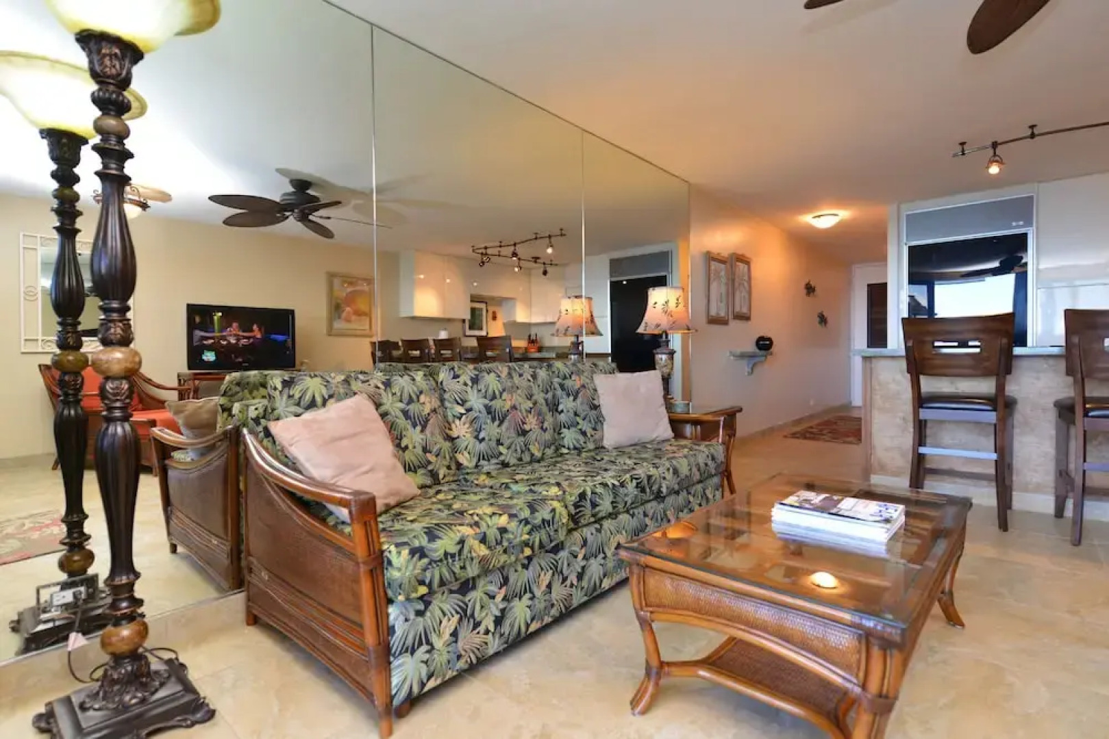 Kaleialoha #114 1 Bedroom 1 Bathroom Condo by Redawning