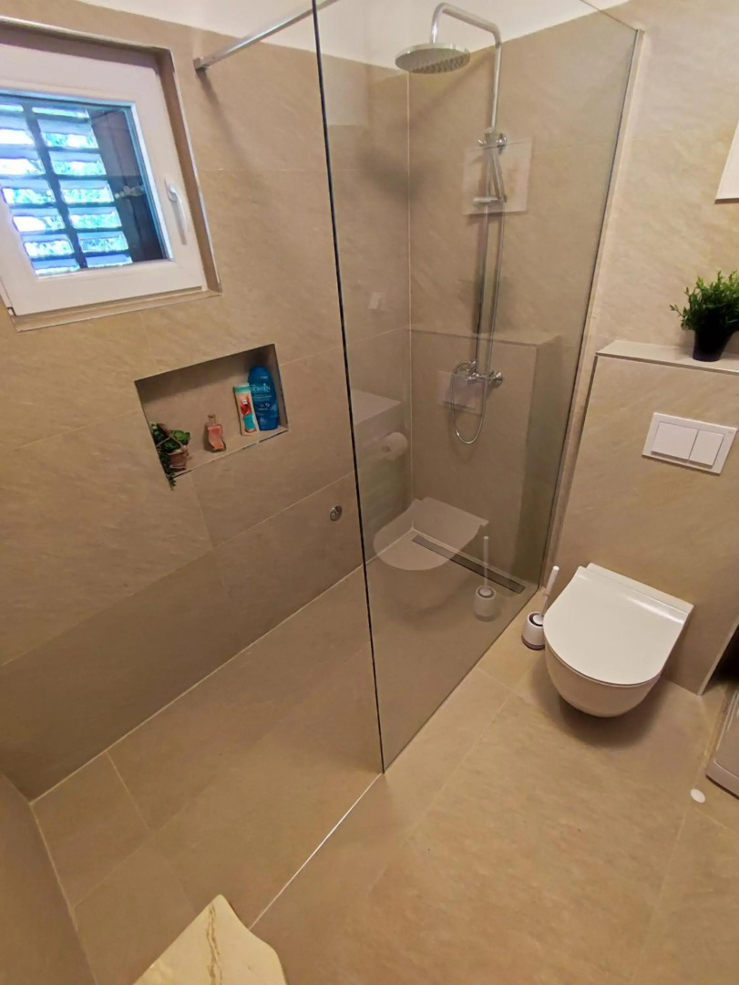 Apartment "King" Cesarica-Karlobag