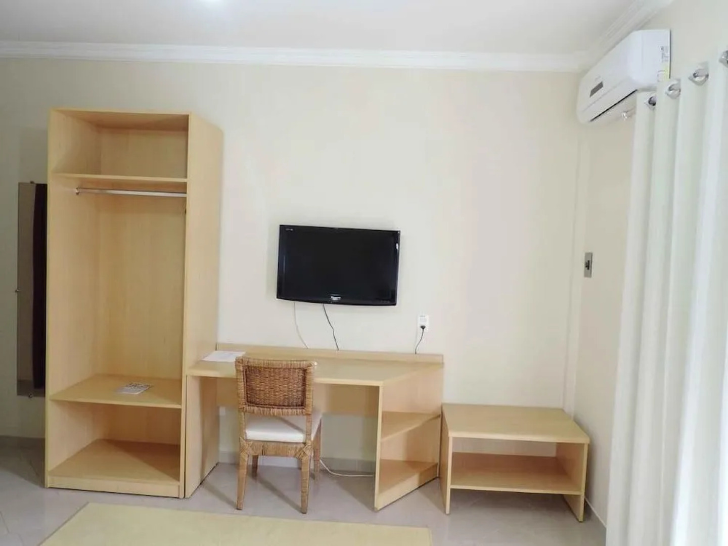 Hotel Pequeno Mundo I