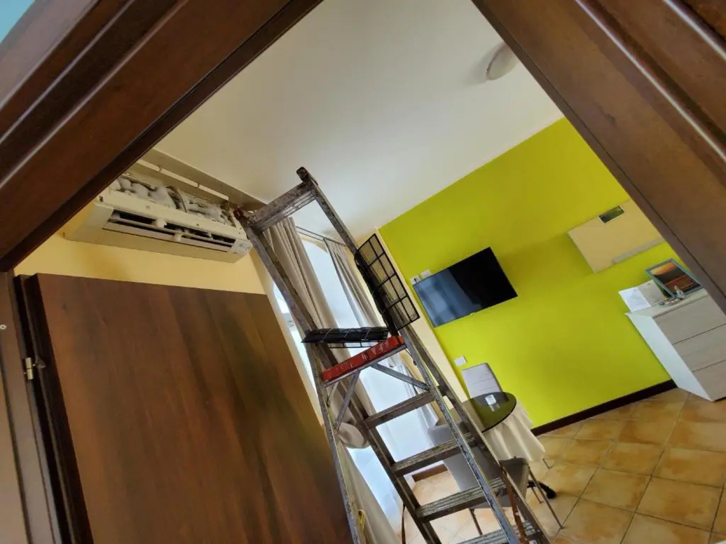 Bluelake Inn - Ostello