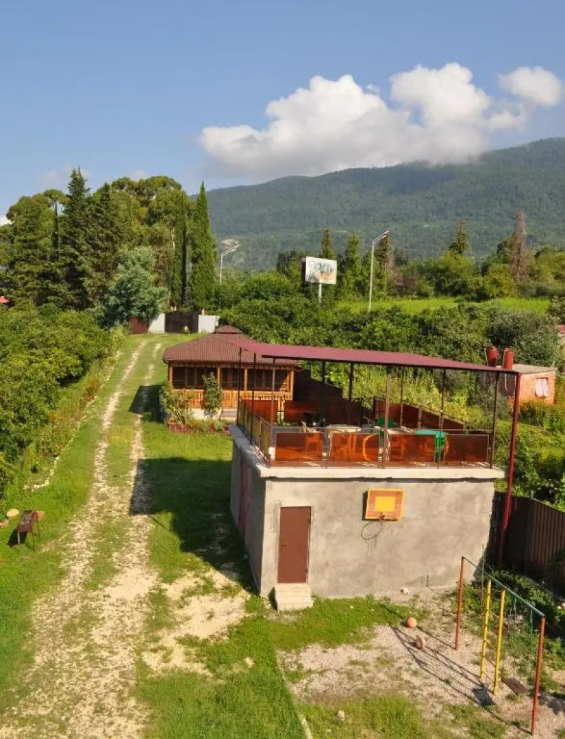 Psyrtskha Guest house