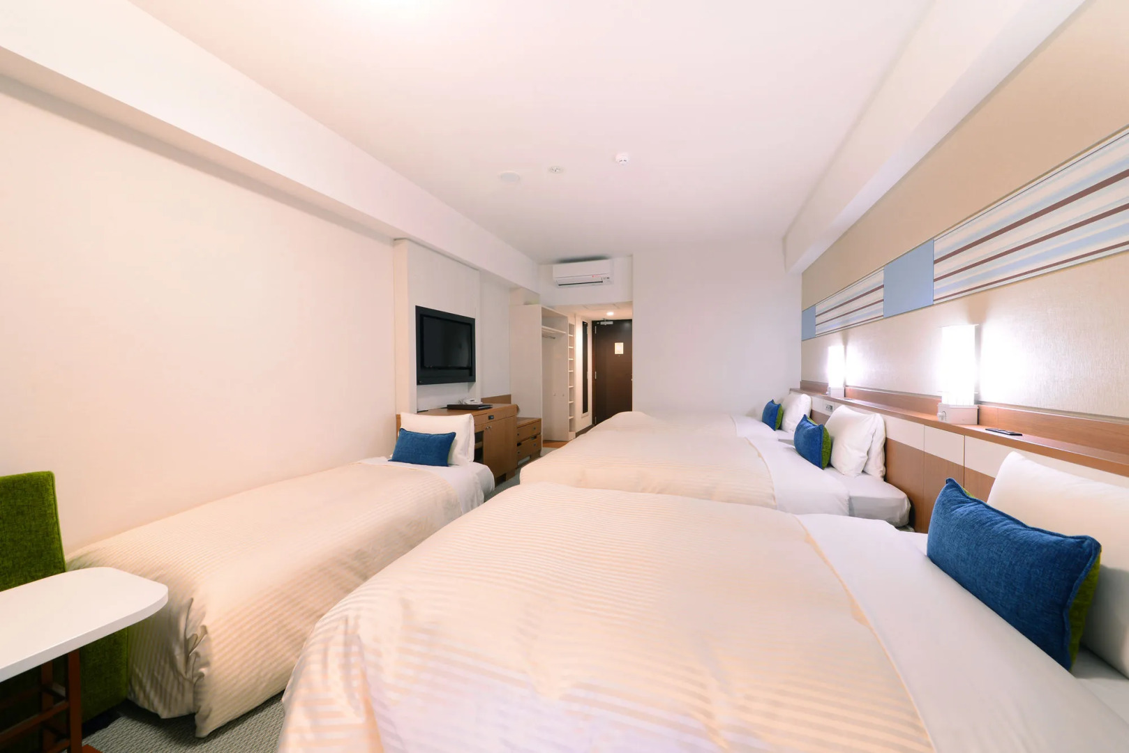 Vessel Hotel Campana Okinawa