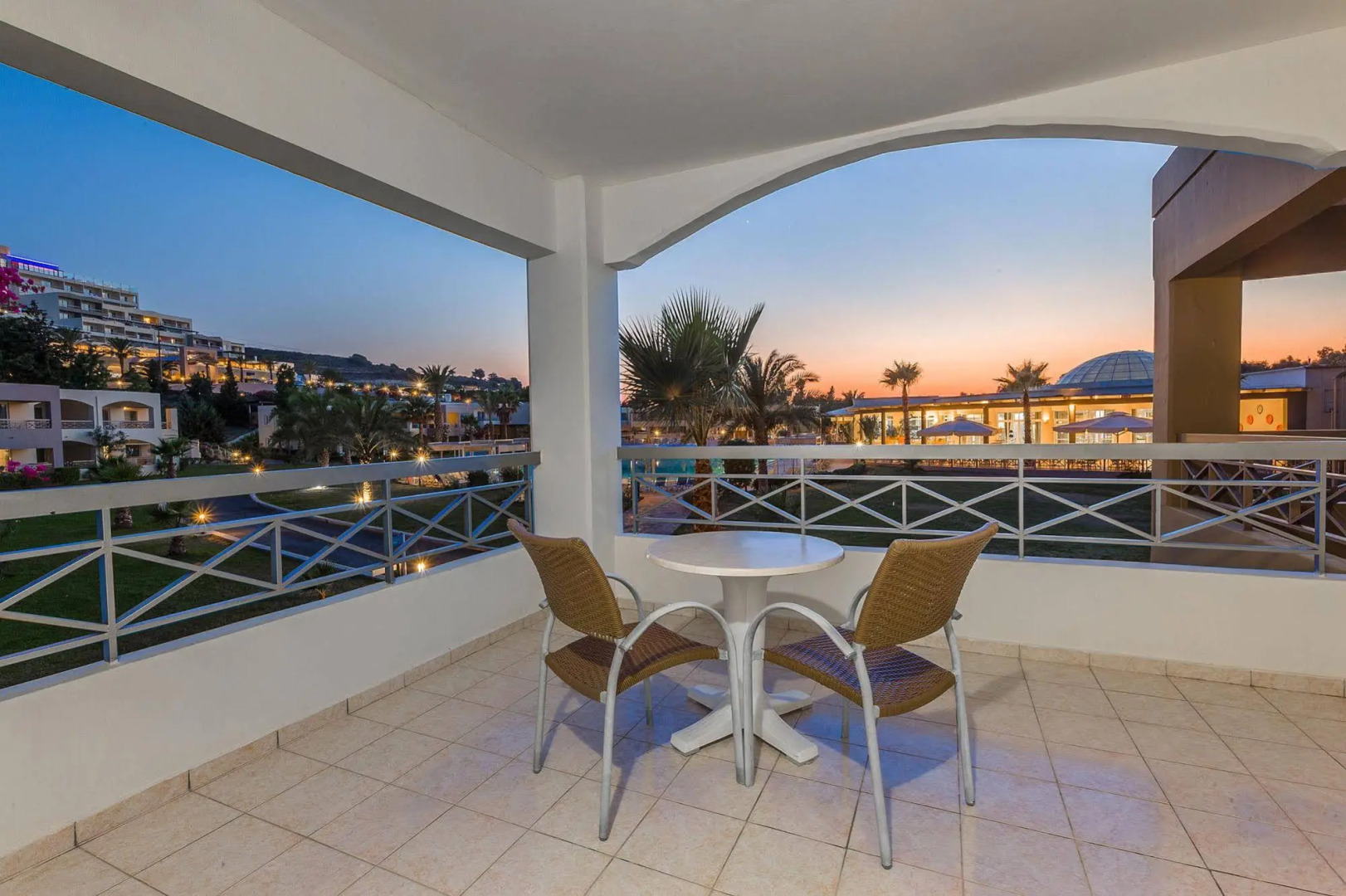 Kipriotis Hippocrates & Maris Suites