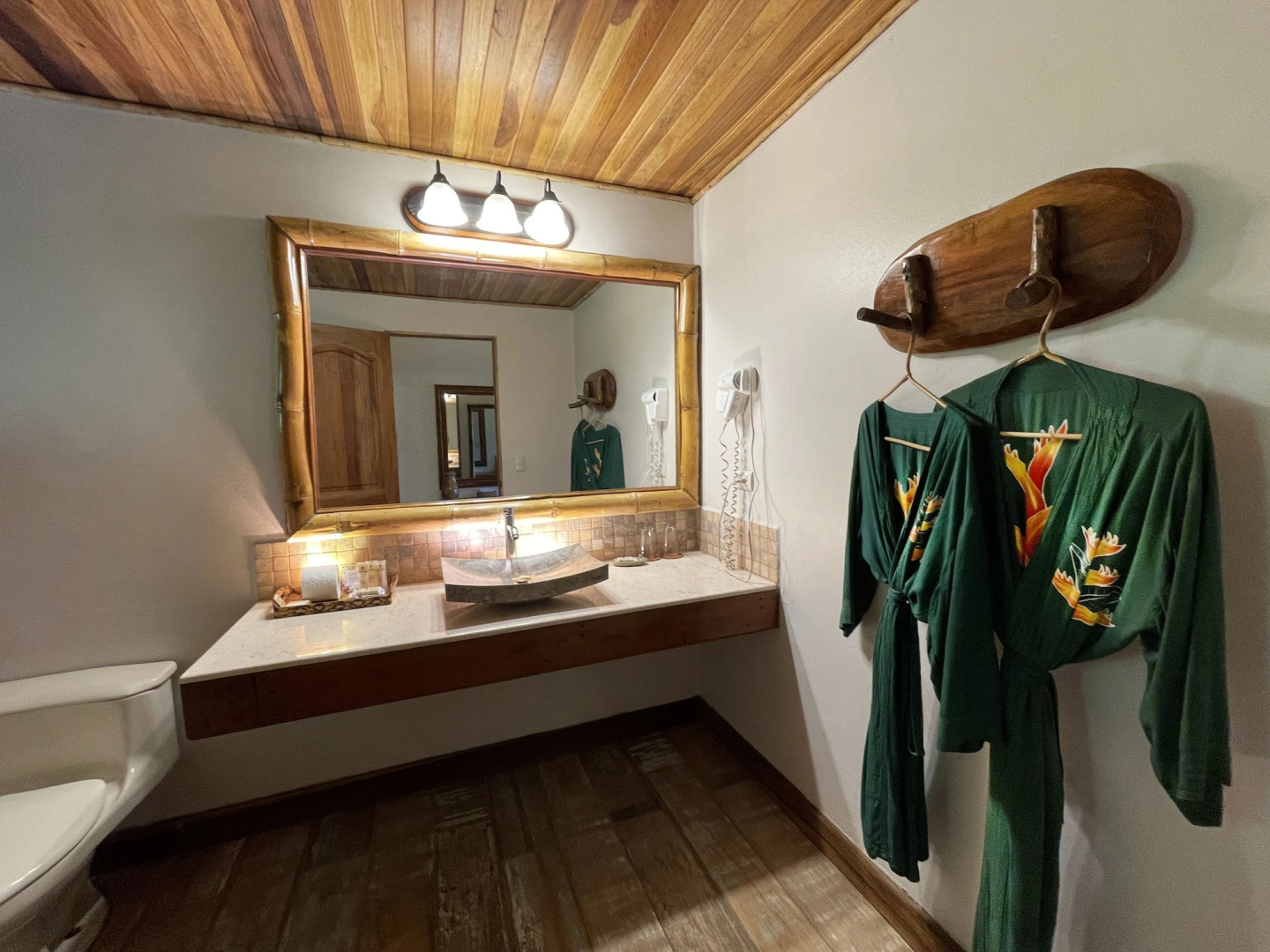 Lost Iguana Resort and Spa