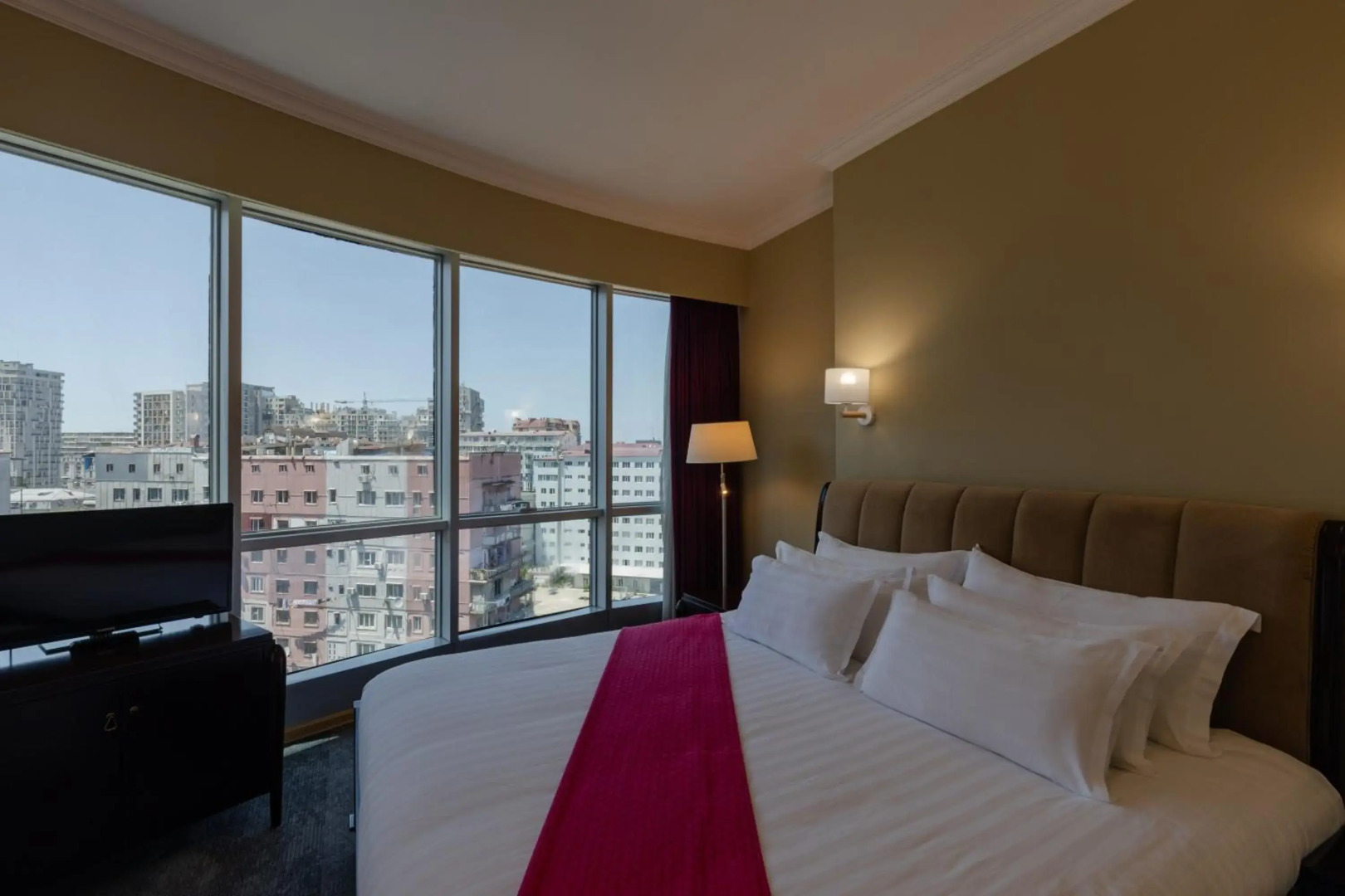 Отель «Аиси»