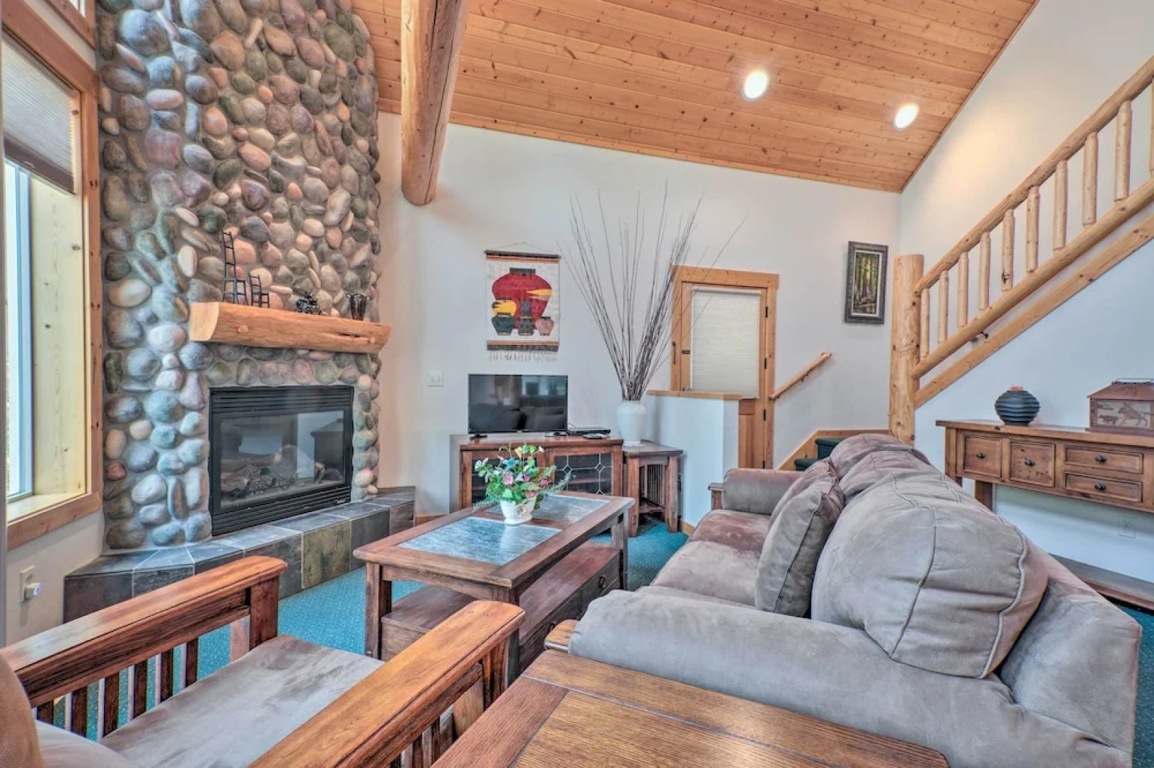 Klamath Falls Family Cottage: Hike & Explore!