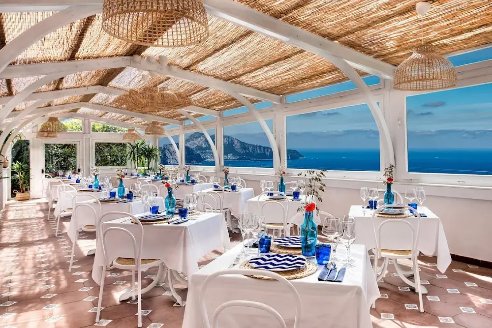 Blue-wave Experience Resort