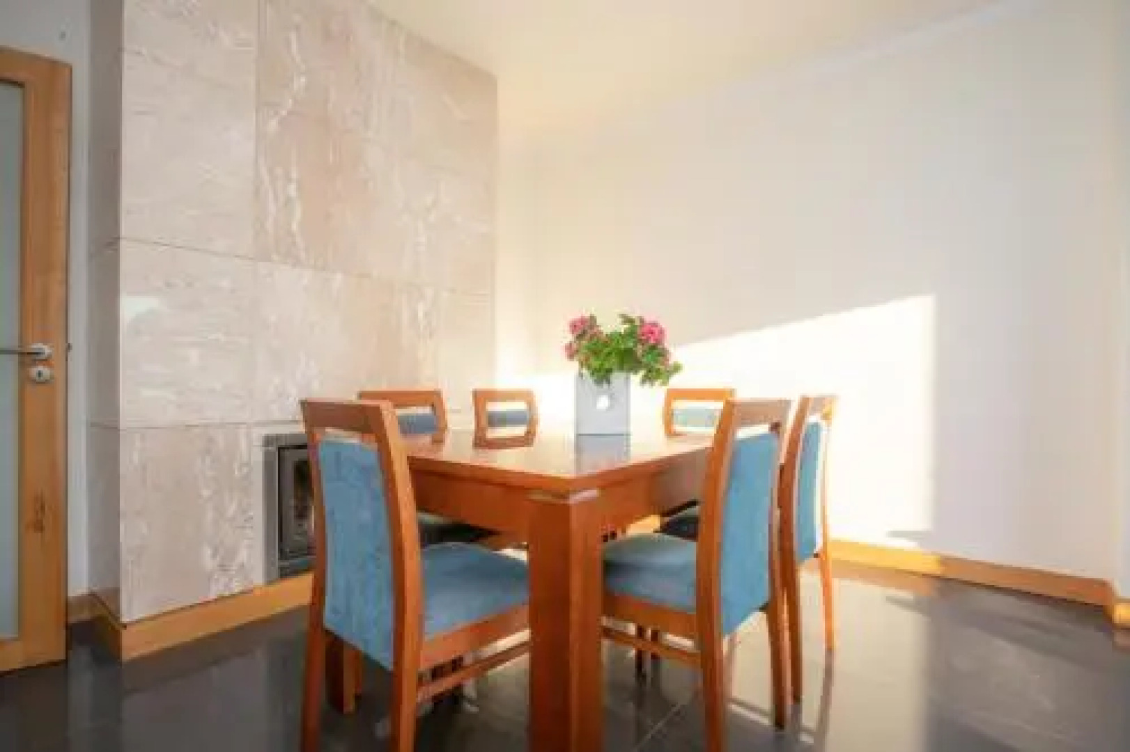 Marginal Oceanica Apartment