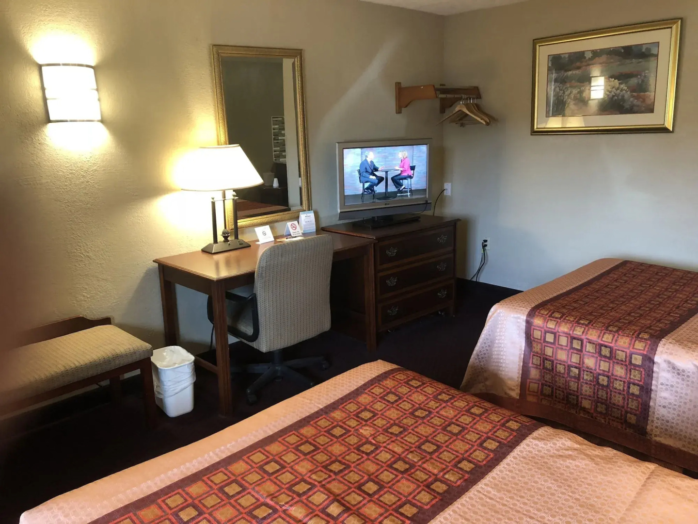 Travel Inn & Suites