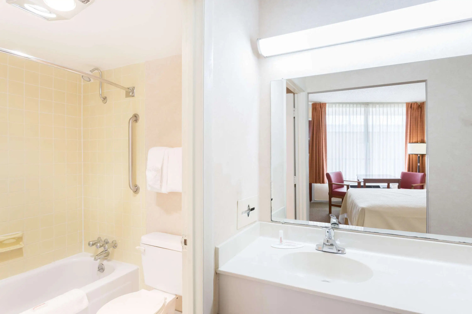 Days Inn by Wyndham Goldsboro