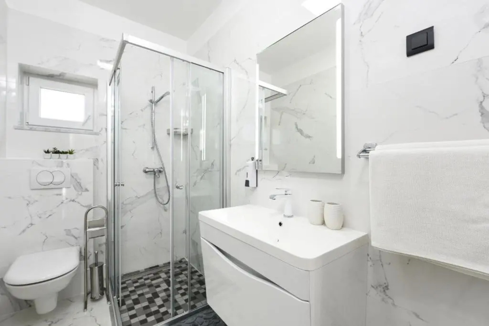 Villa Mare - with HEATED POOL