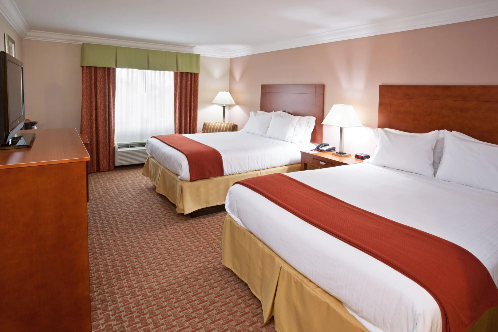 Holiday Inn Express Hotel & Suites Niagara Falls by IHG