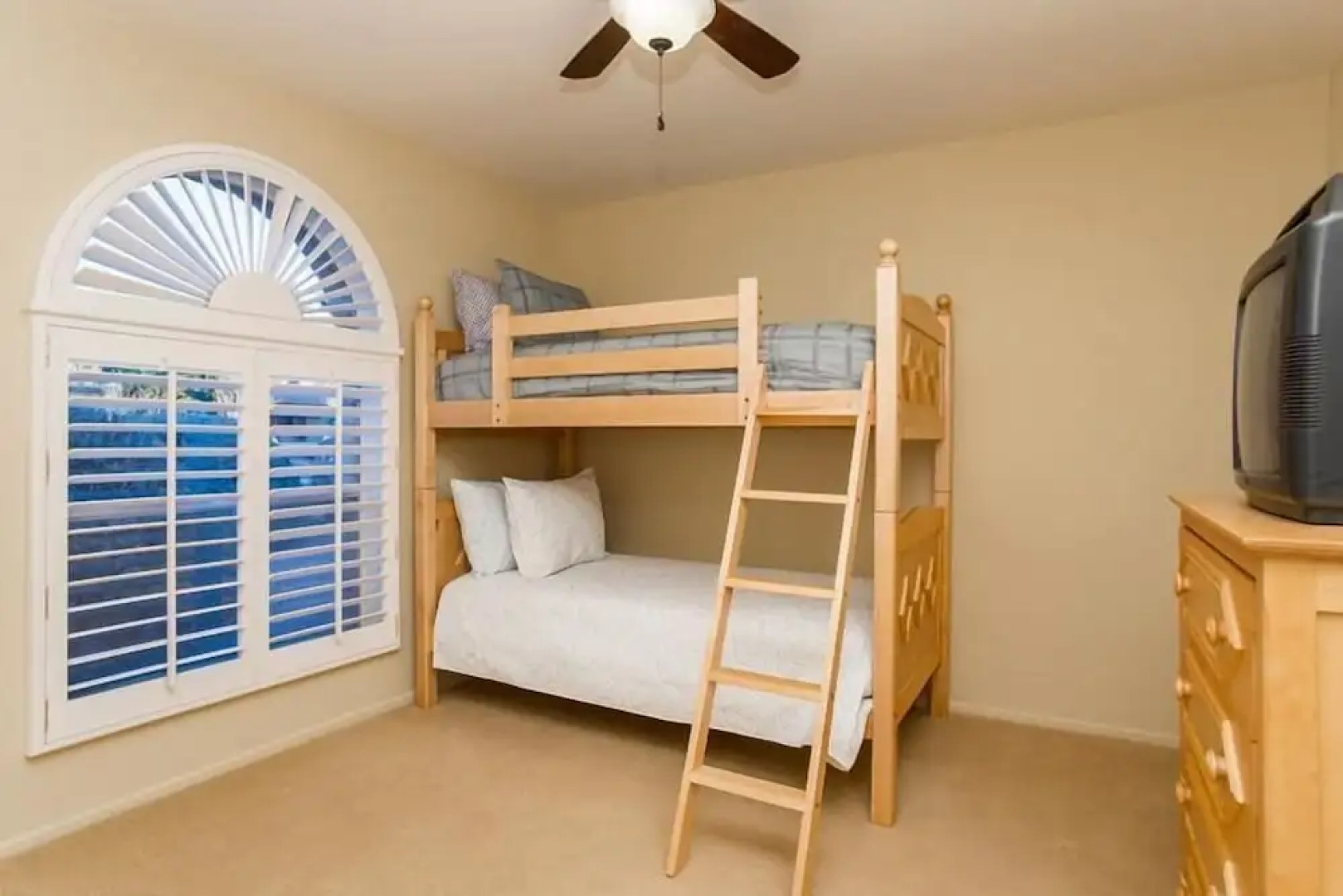 Thunderbird By Signature Vacation Rentals