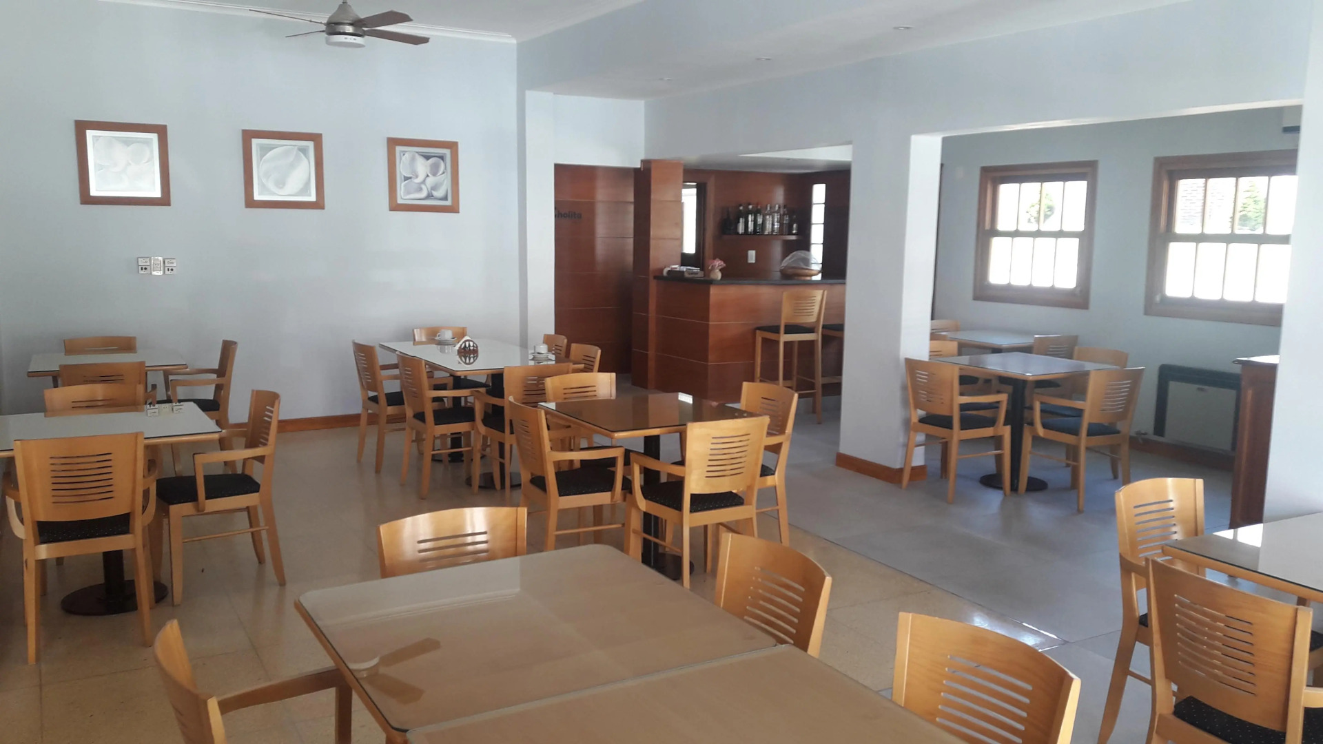 Hotel y Apart De La Plaza