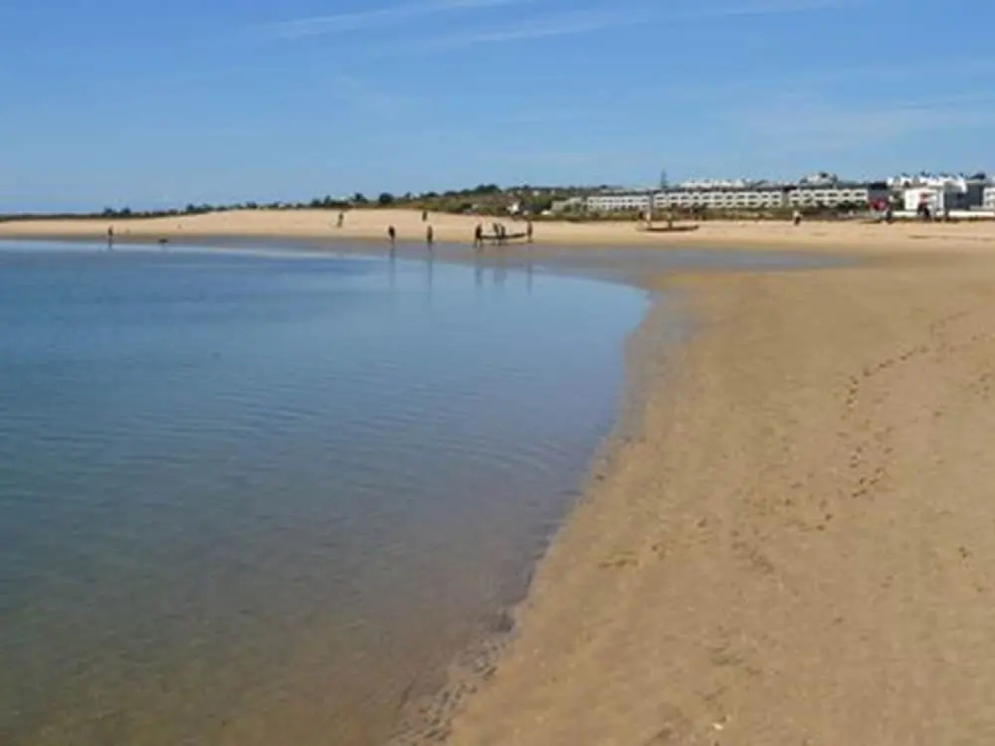 Pittoresque House With Character in Centre Fuseta Near the Sea