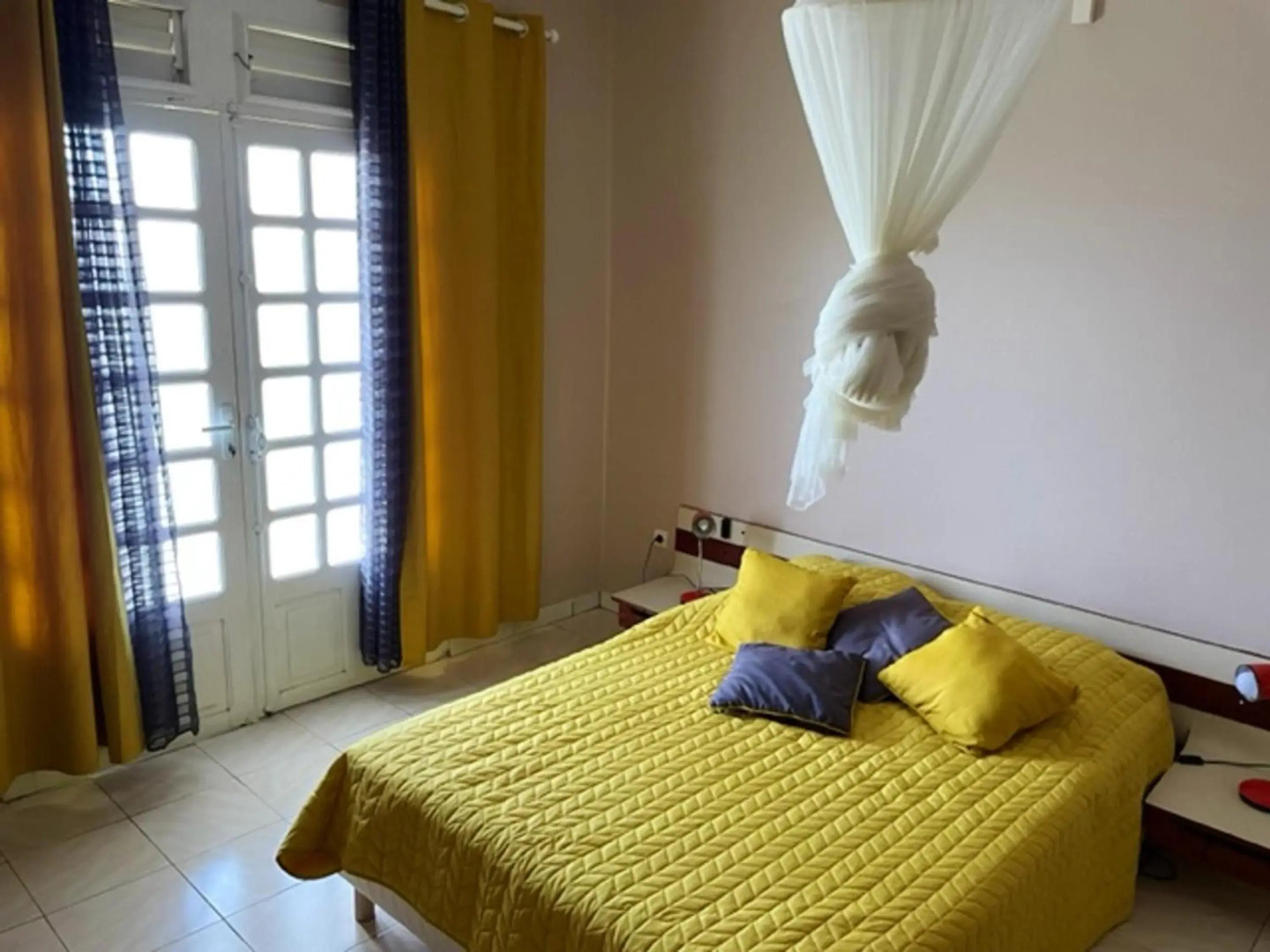 Villa de 4 chambres avec piscine privee jardin clos et wifi a Le Vauclin