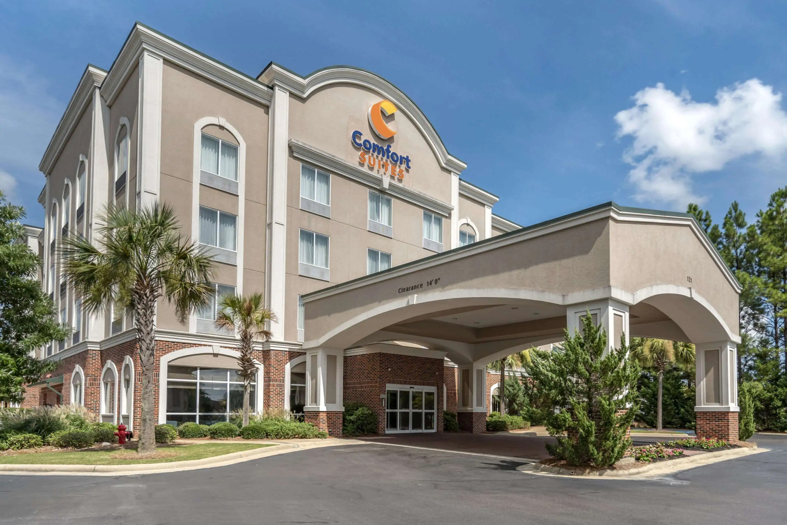 Comfort Suites Airport