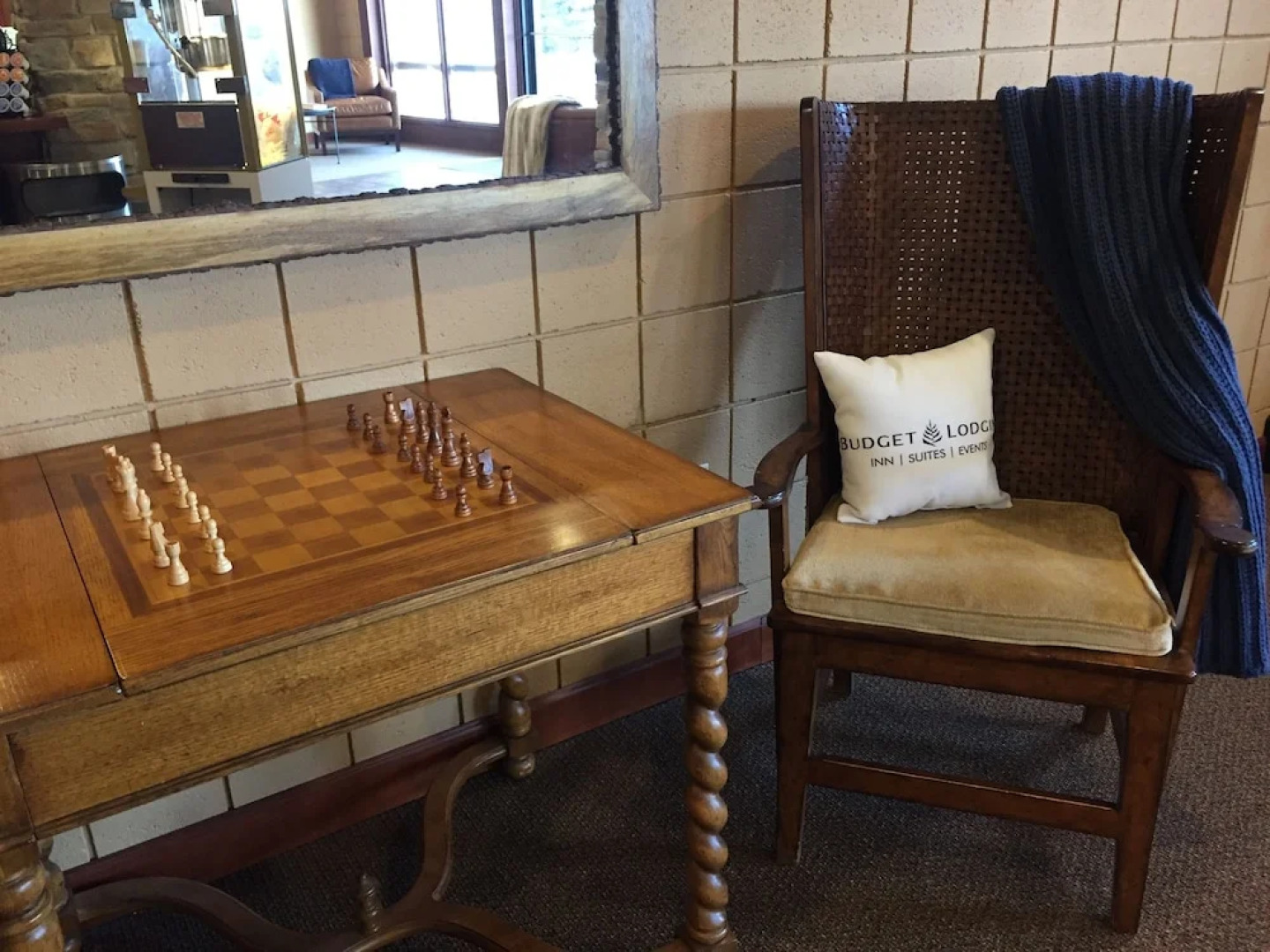 Pinemark Inn & Suites