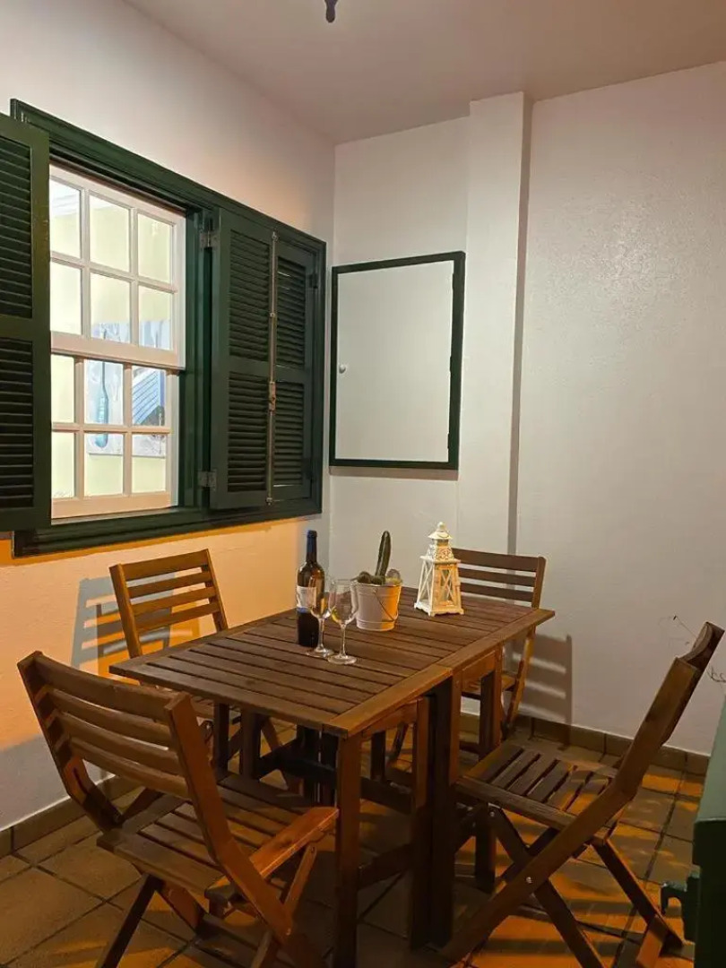 Primera línea en piscinas naturales.