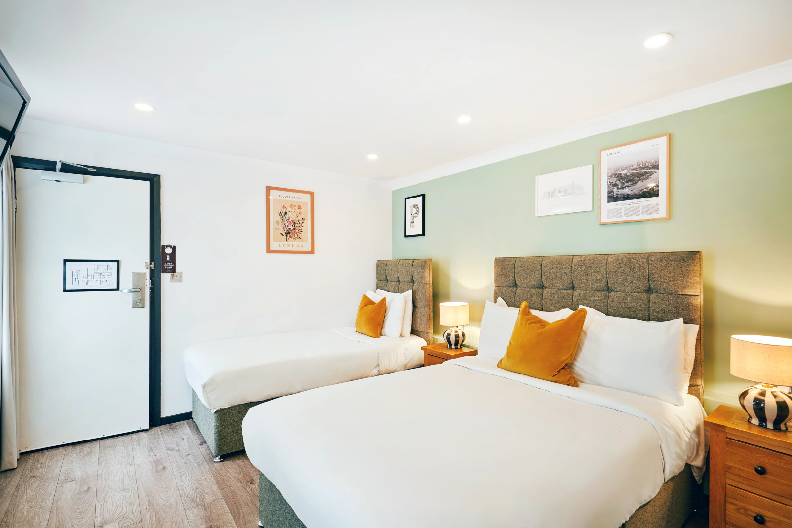 Huttons Hotel, Victoria London