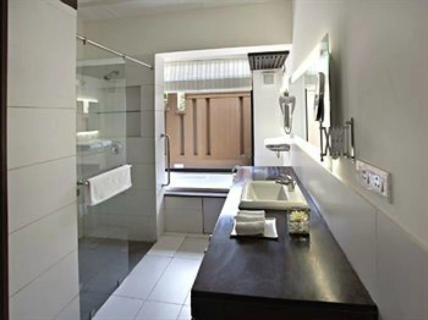 Lemon Tree Hotel Tarudhan Valley