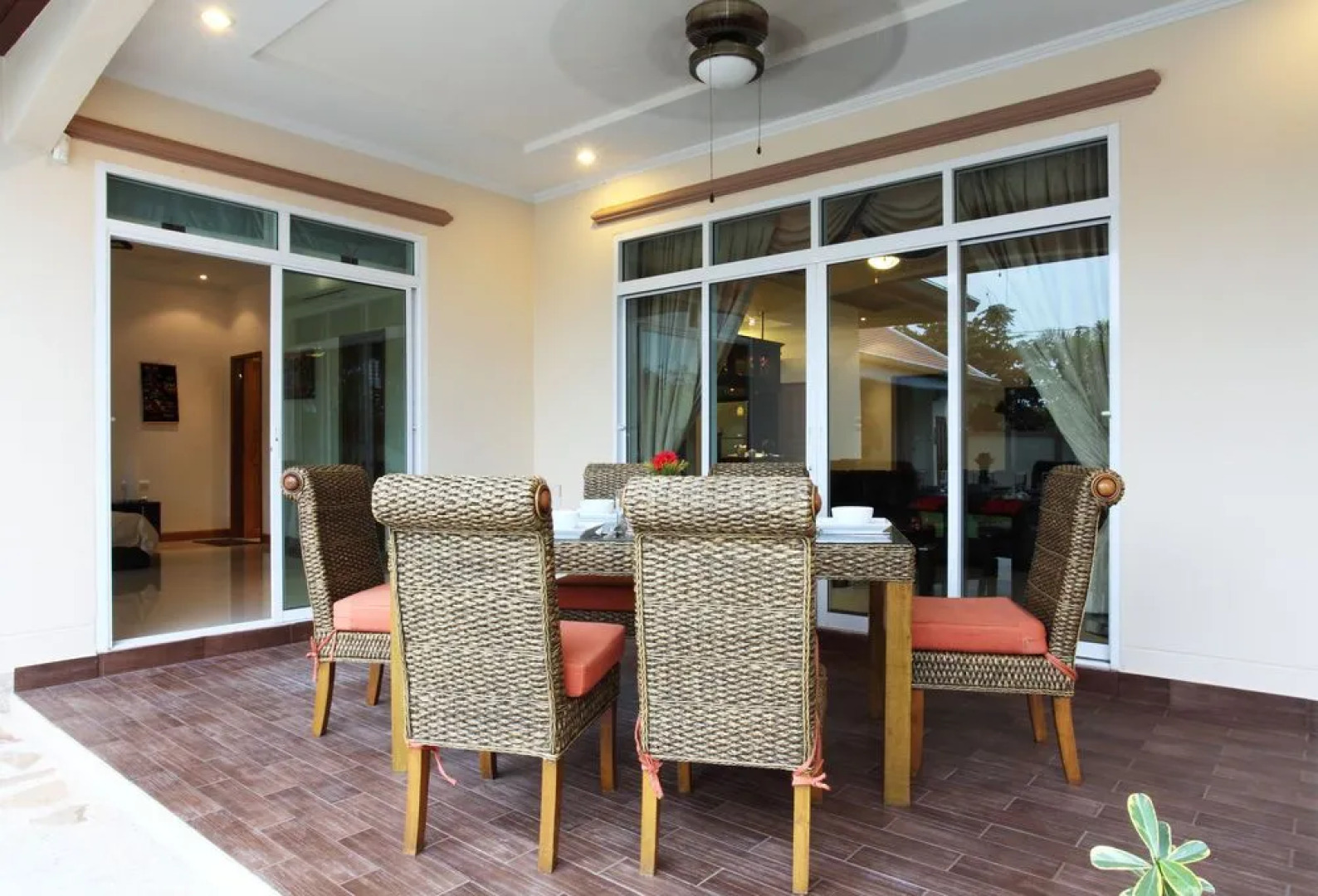 The Chase & Foxlea Villas