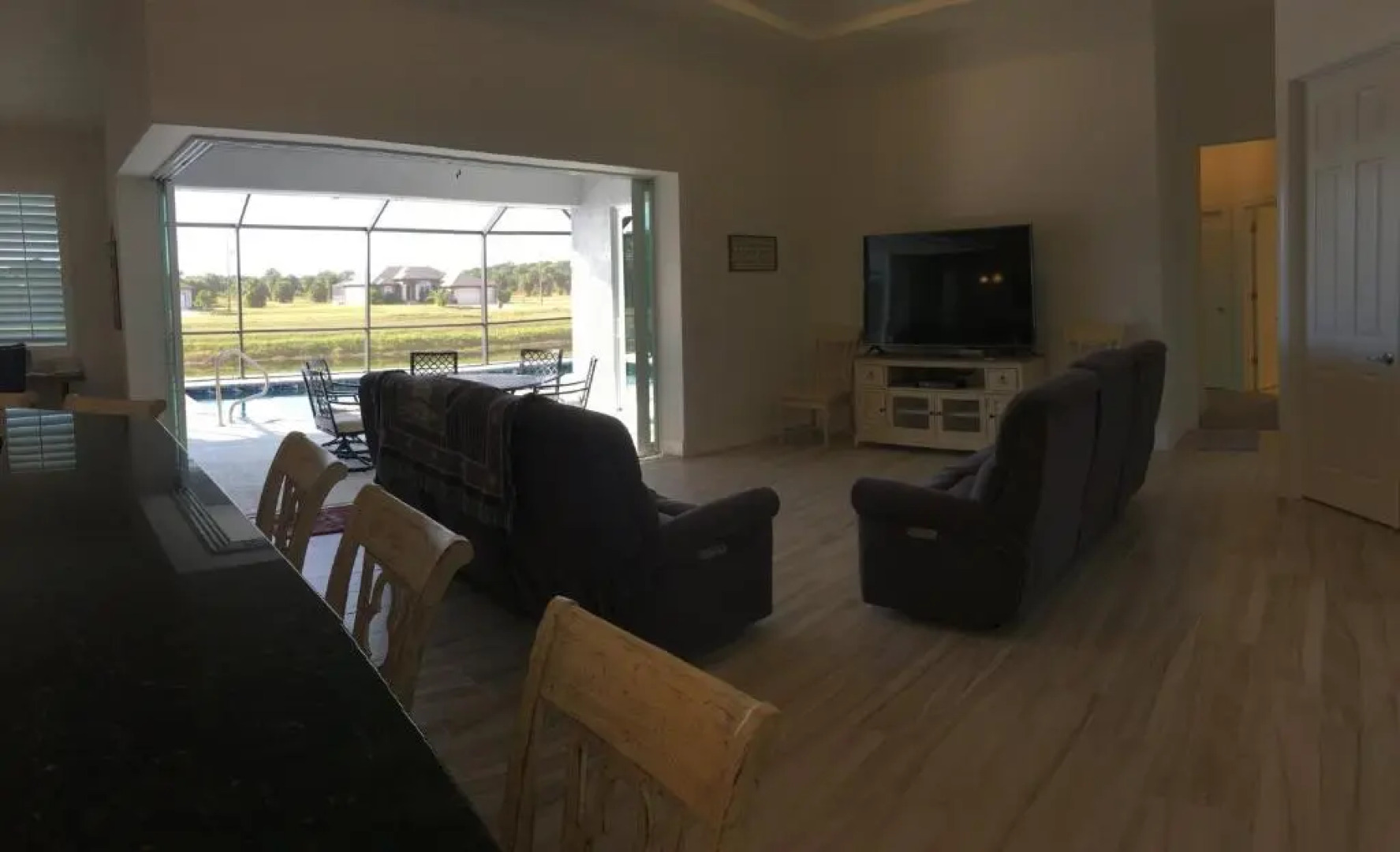 Florida Secret - Private Villa with heated pool - sleeps 8