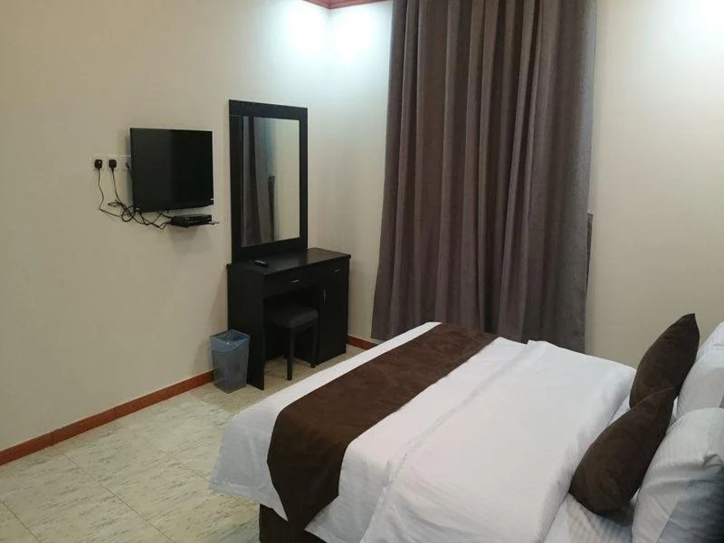 Al Sharq Hotel Apartments