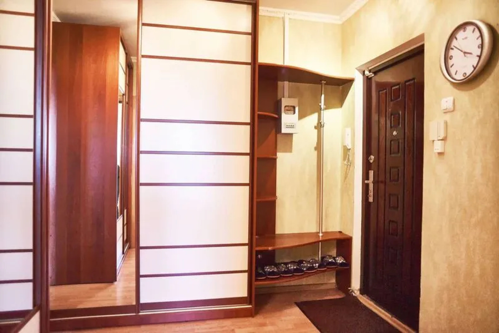 Pyat Zvezd na ul. Stalevarov, d. 15-3