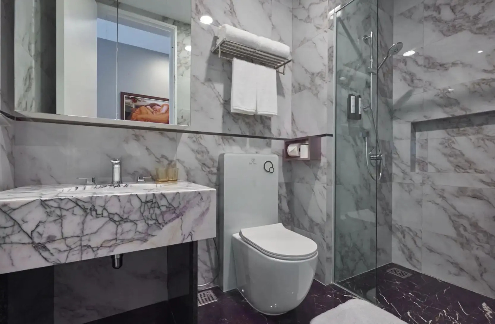 THE FACE Style Hotel