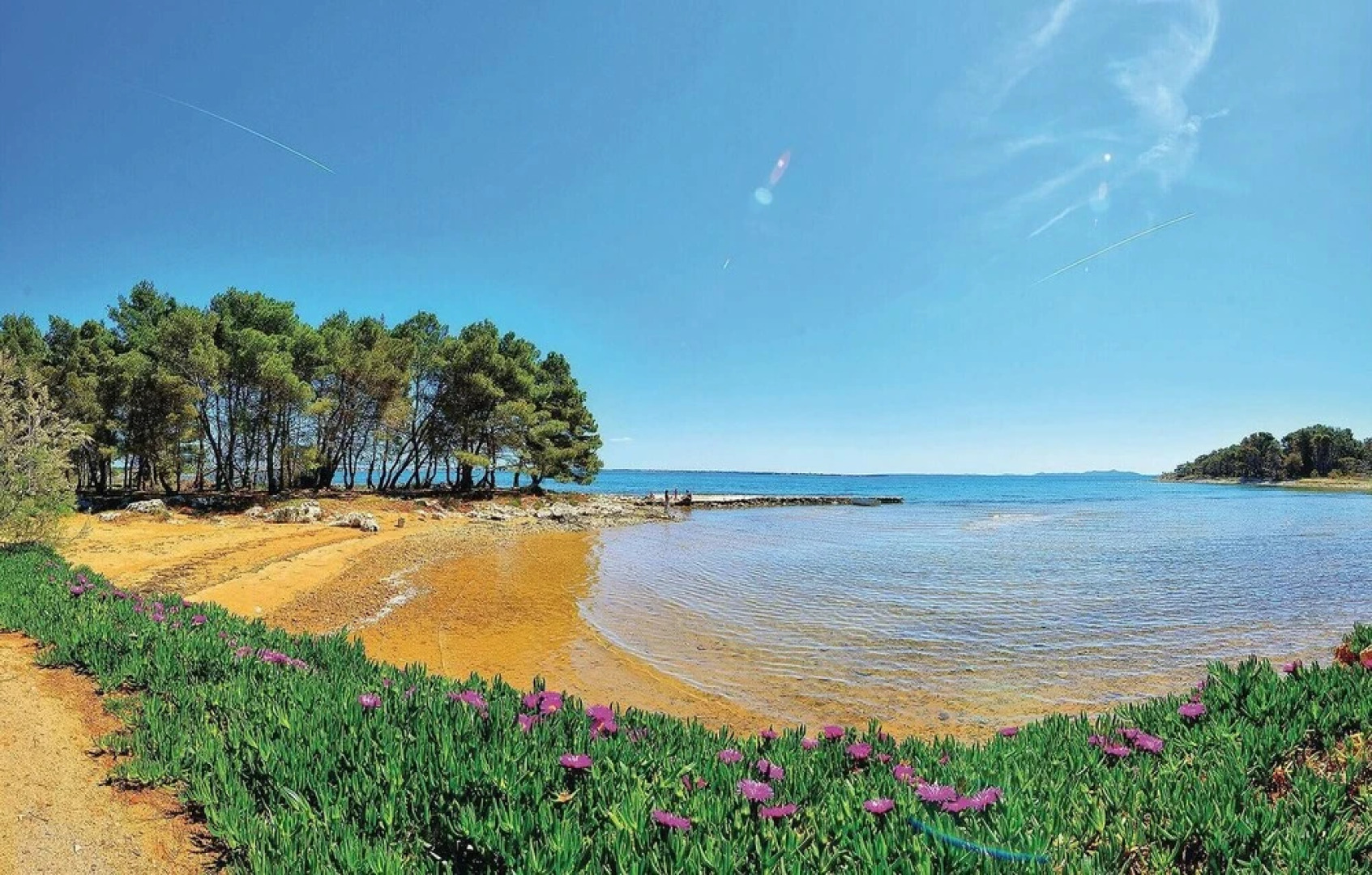 Beautiful Home in Vir With Wifi and 5 Bedrooms