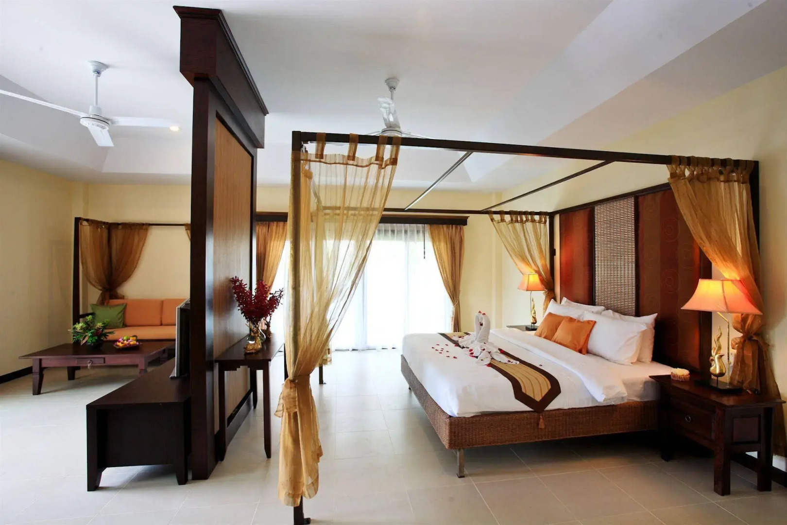 AT Pool Villa Resort