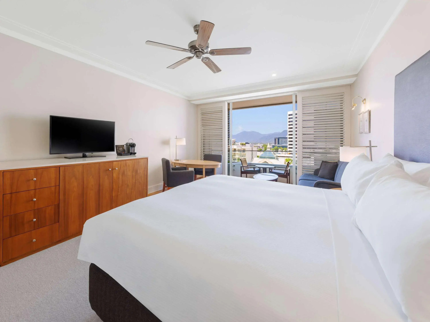 Pullman Reef Hotel Casino