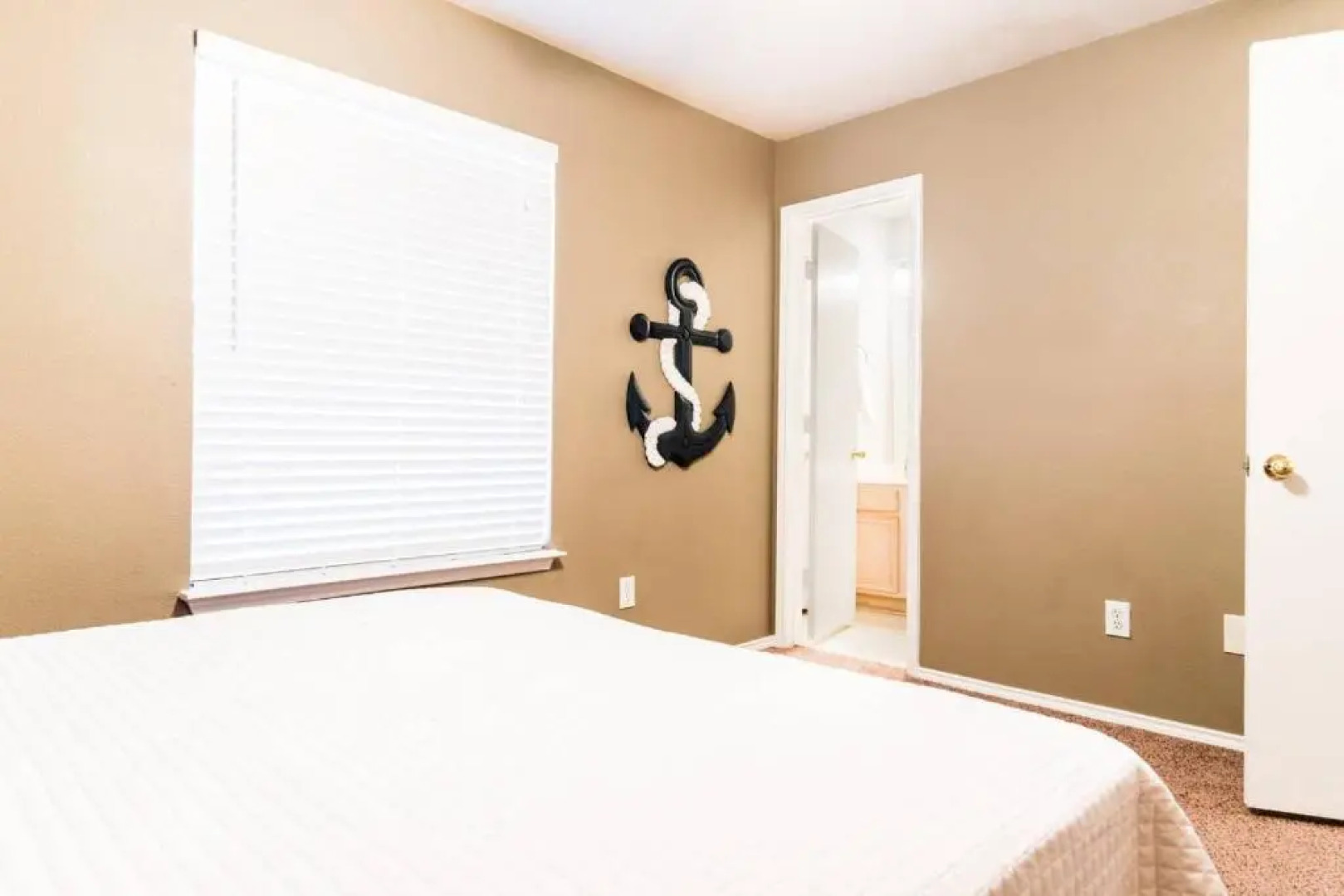 Garland   Spacious Townhouse