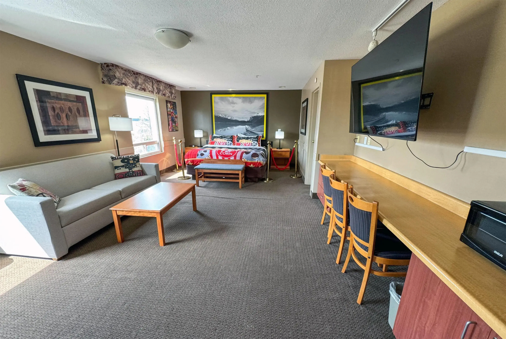 Super 8 by Wyndham Edmonton South