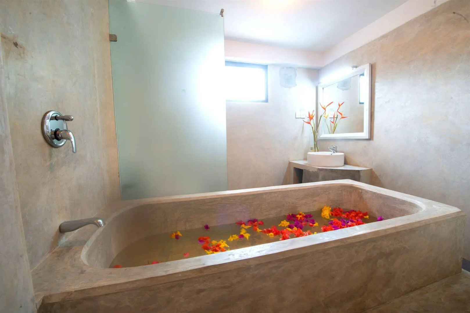 Cantaloupe Aqua Beach Club Hotel