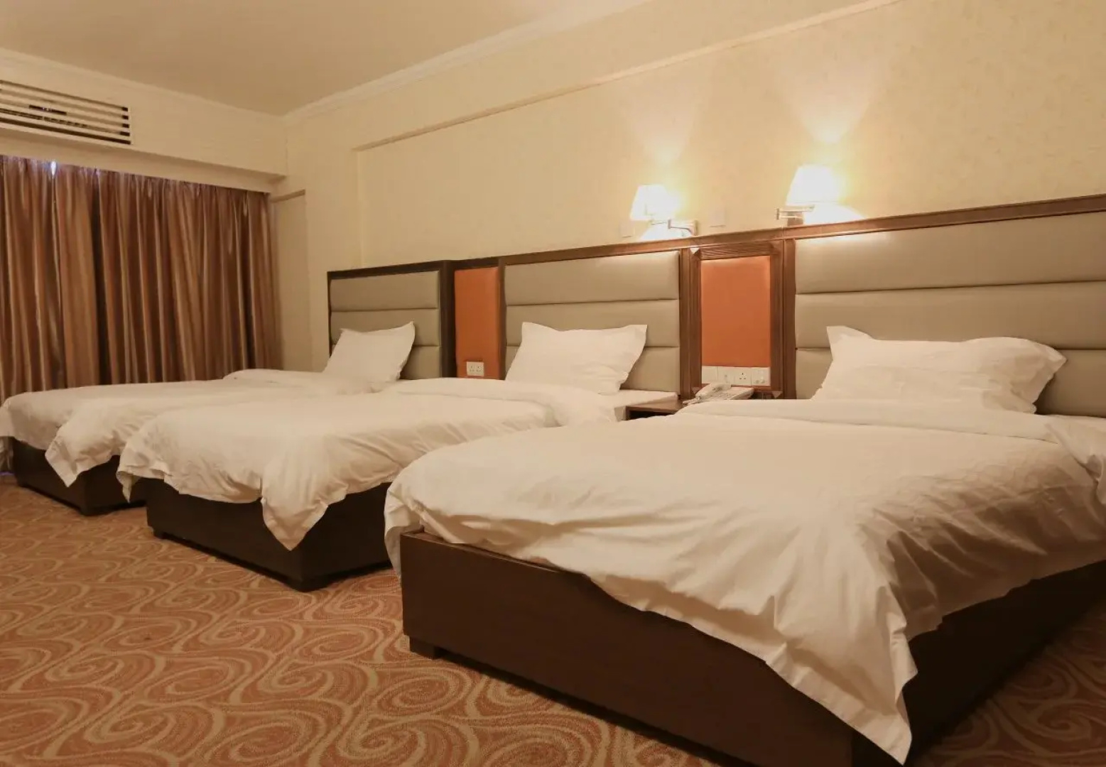 Towns Well Hotel