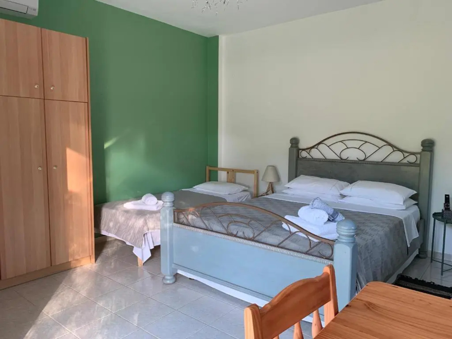 Anastasios Olive Garden Apartments