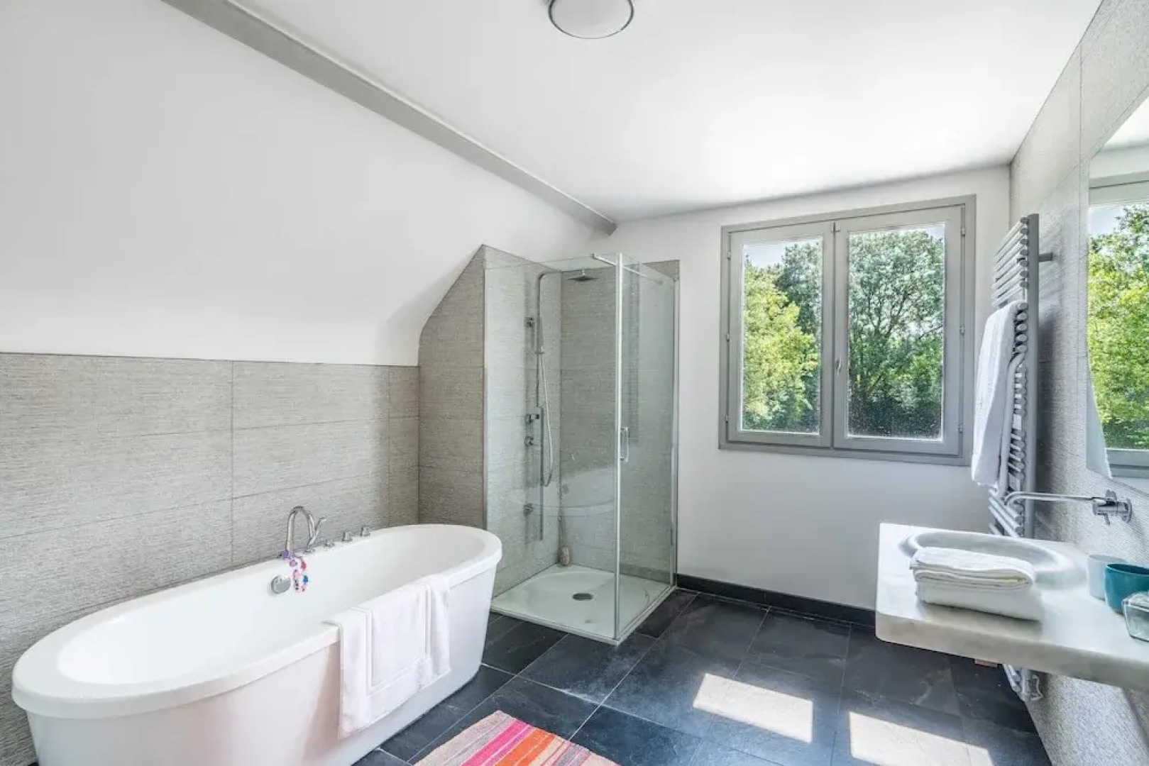 Blueberry of the Valley - House With Swimming Pool