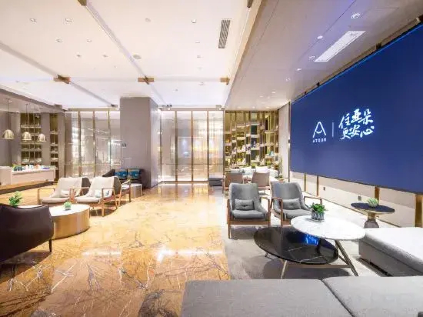 Yishang Plus Hotel (Haikou Friendship Sunshine City Guomao Center Branch)