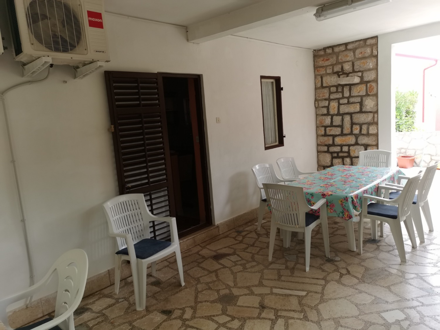 Apartment Ivo - with nice garden: A1 Pag, Island Pag