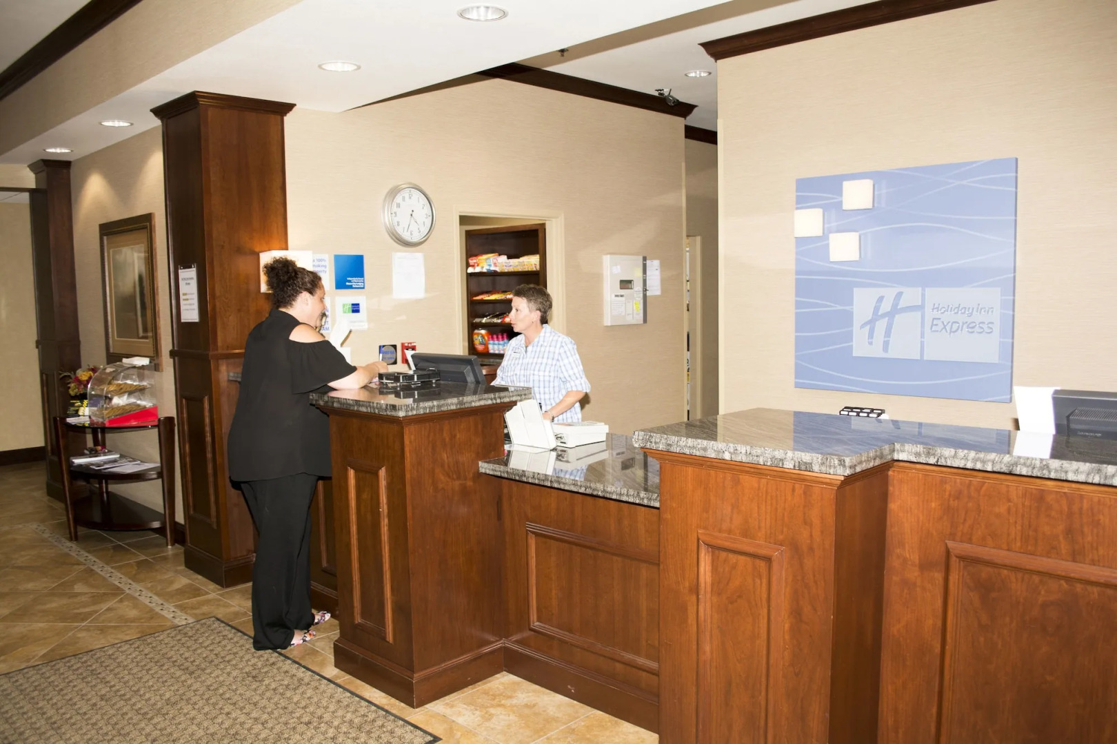Holiday Inn Express and Suites Mason City by IHG