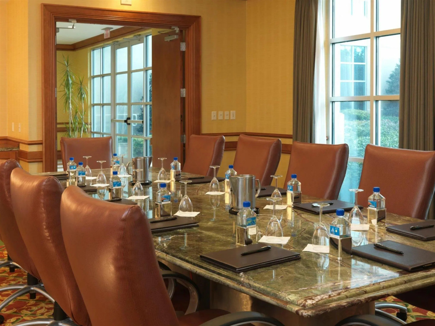 DoubleTree by Hilton Hotel Dallas – Love Field