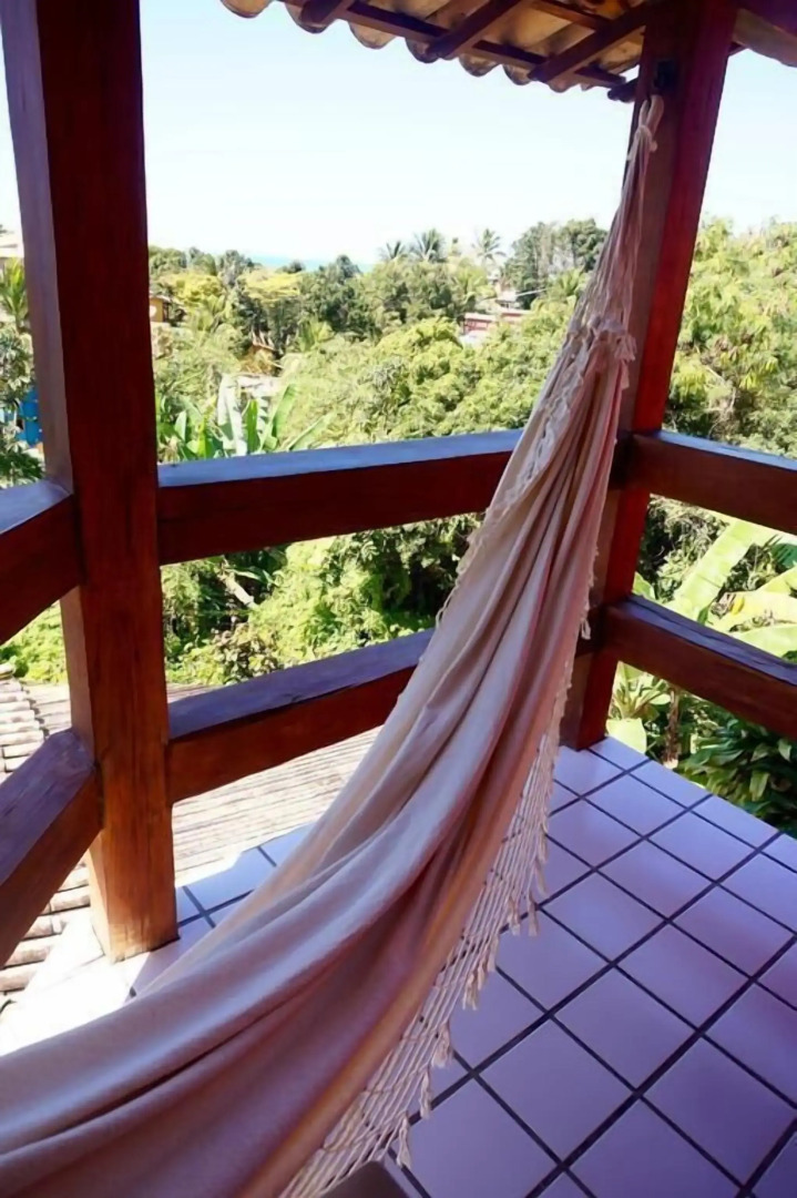 Novos Baianos Hostel e Suites