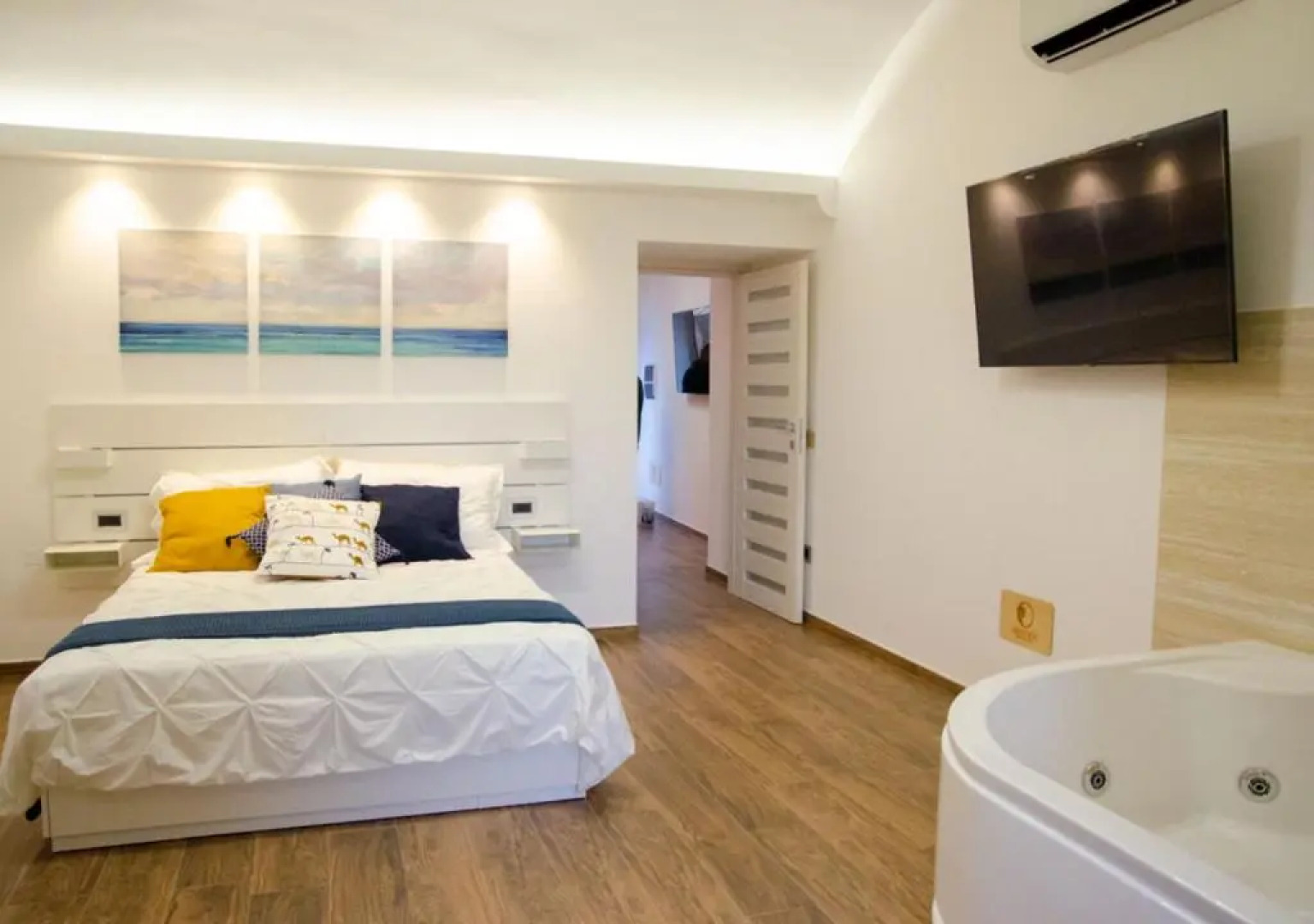 Artemide Arco Antico Suite & Spa