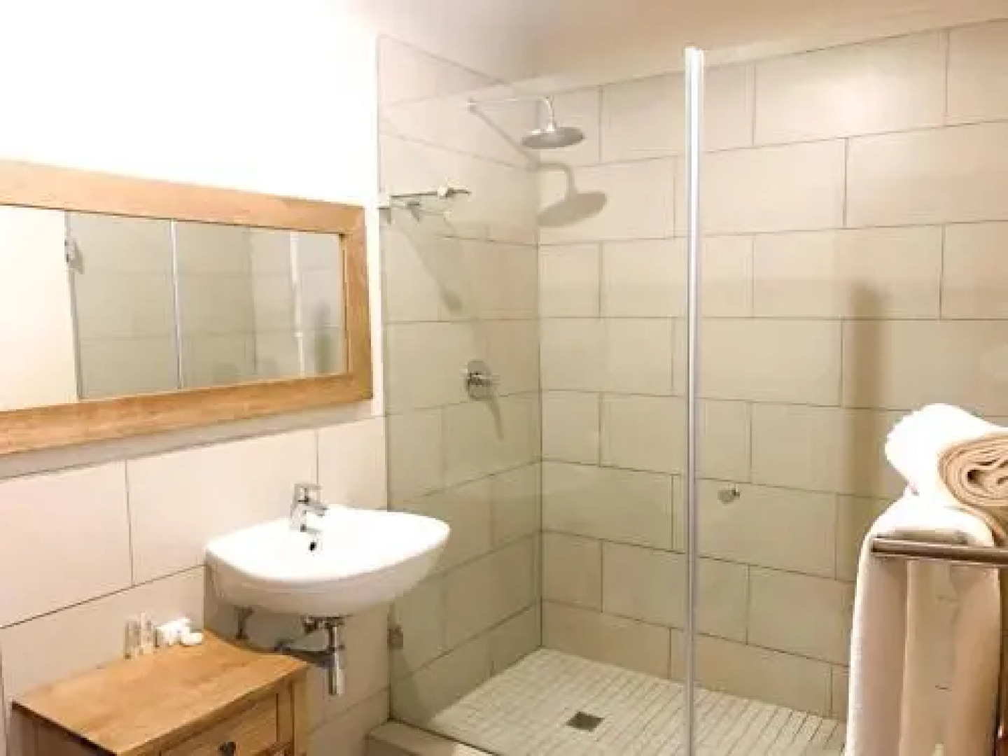 10 on Milner Guesthouse