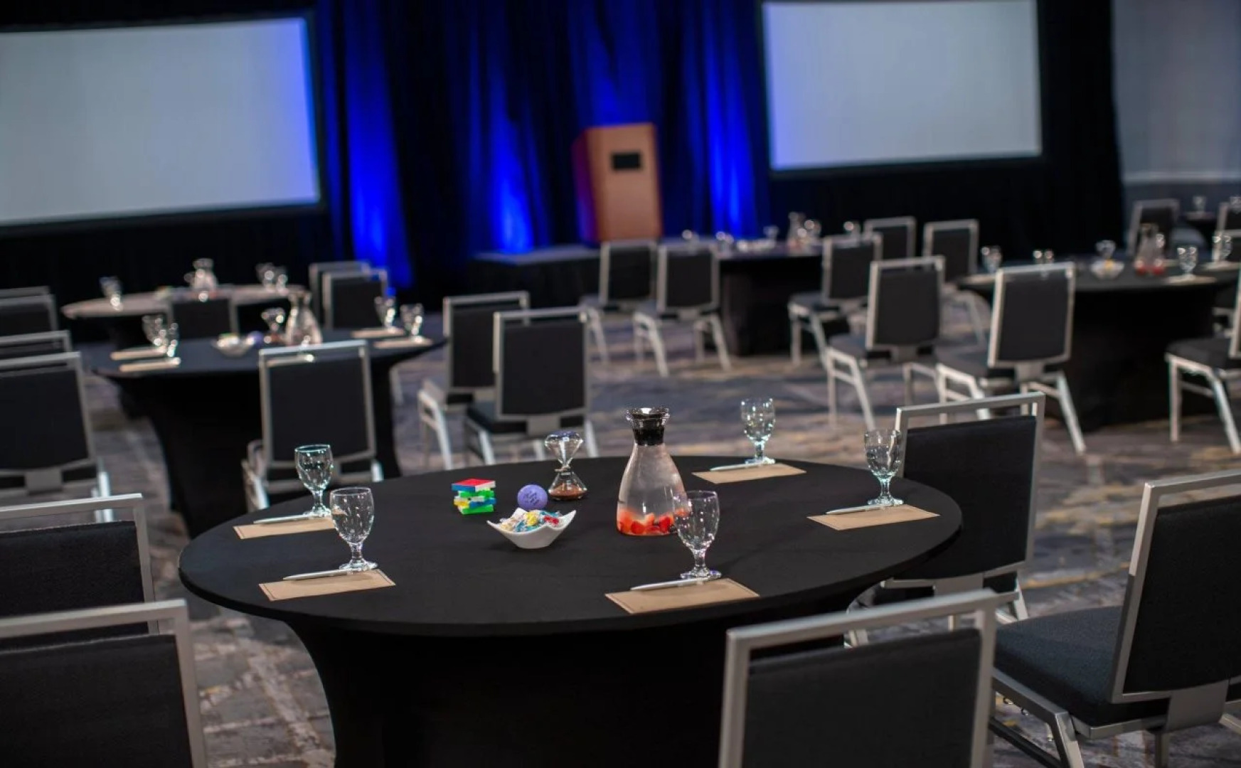 Renaissance Columbus Downtown Hotel