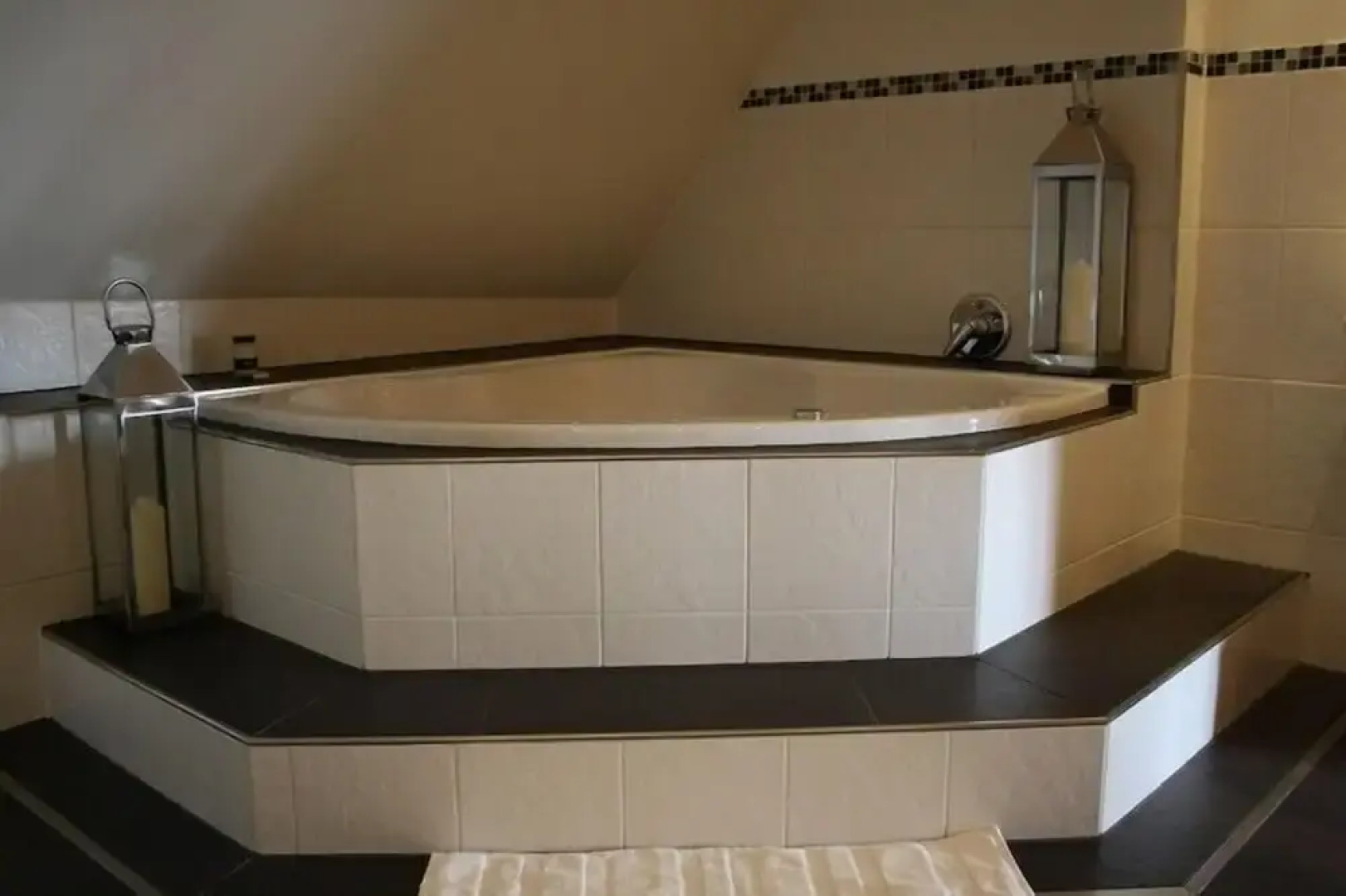 Ferienwohnungen im Bauernhaus am Fluss